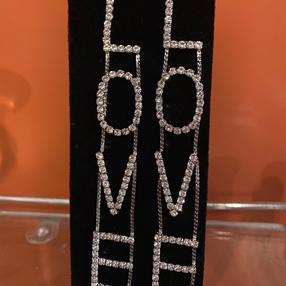 Earrings - Picture 1 of 1